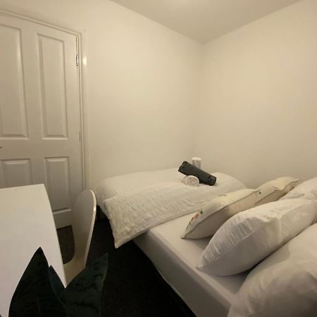 Nice Living Serviced Accommodations 3 Coventry Extérieur photo